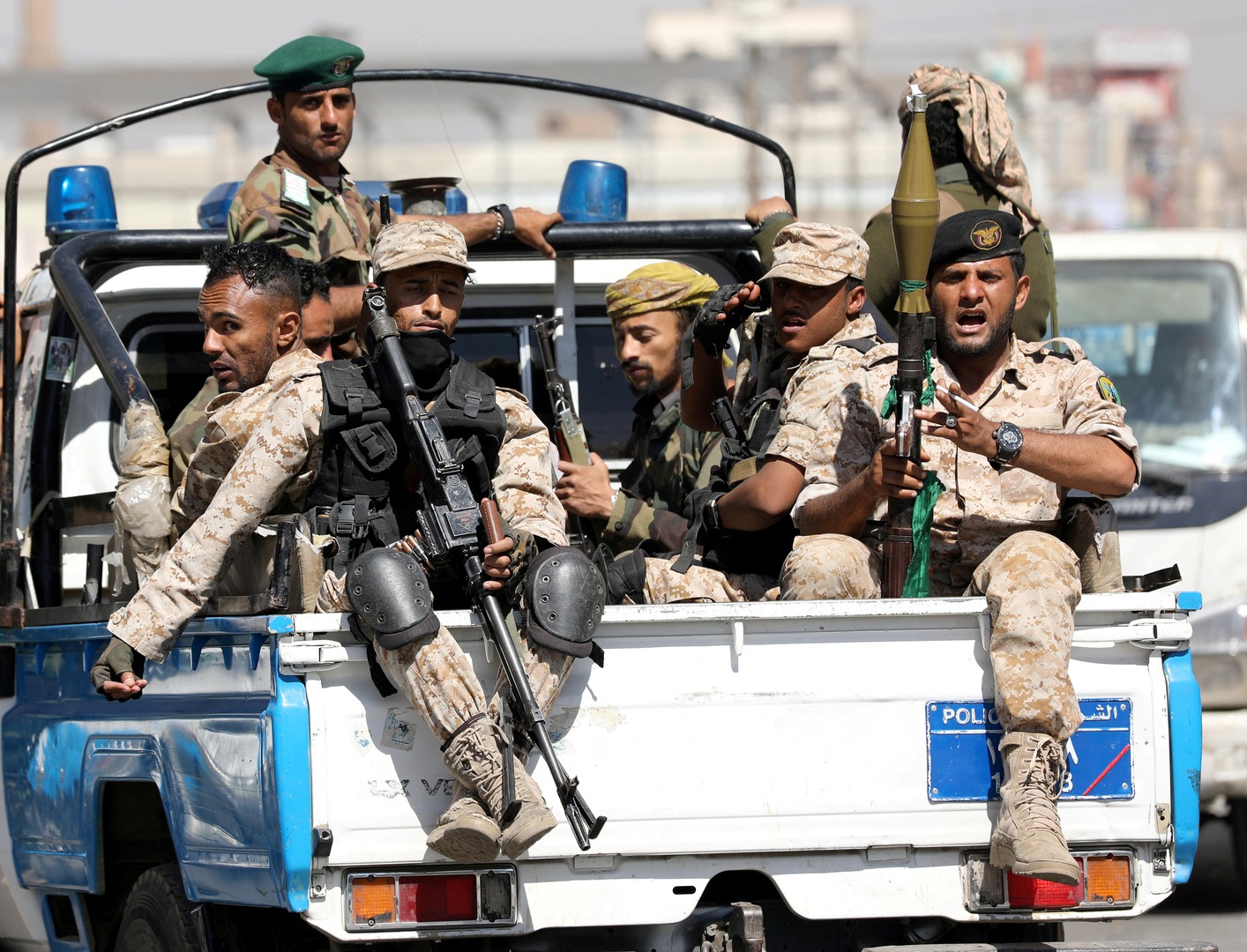 از ابتلای آمریکا به دیکتاتوری تا تلاش عربستان برای خروج از یمن
