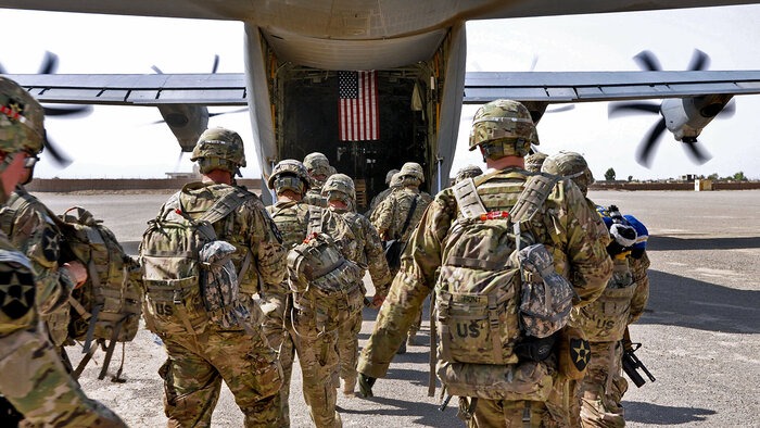 پایان دوران برتری آمریکا با شکست در افغانستان