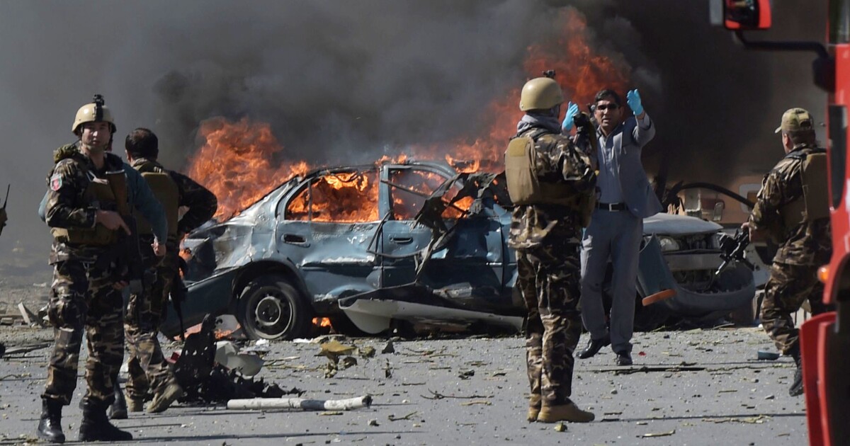 التحدیات الأمنیة والسیاسیة في افغانستان و ضرورة یقظة الدول المجاورة