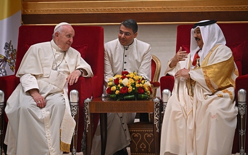 واکاوی اهداف و دستاوردهای سفر پاپ به بحرین